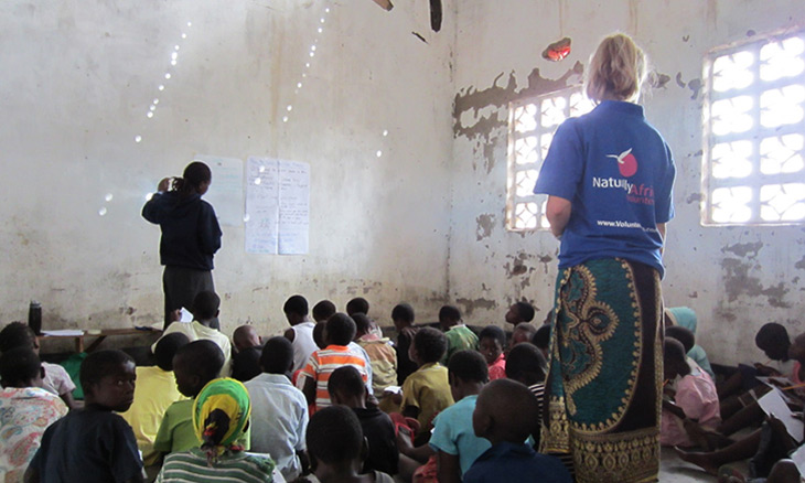 Volunteer Forever | Volunteer Abroad to Teach Children