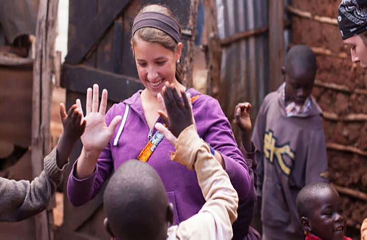 volunteer in Kenya with IVHQ