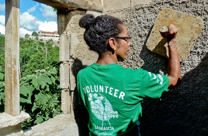 Volunteer in Jamaica with Projects Abroad