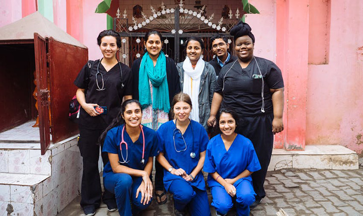 Nursing Volunteer Abroad Programs - IVHQ IVHQ's Nursing Volunteers