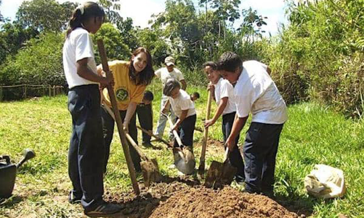 Volunteer Forever - Volunteer in the Dominican Republic