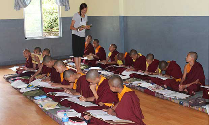 Volunteer Forever - Volunteer with Buddhist Monks