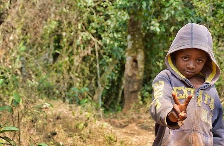 volunteer-to-build-schools-and-teach-in-africa-cameroon-min VolunteerForever