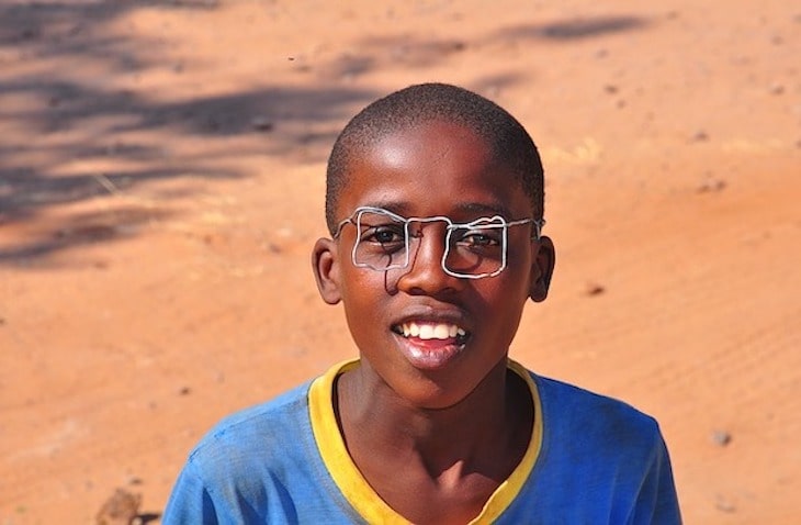 volunteer-to-build-schools-and-teach-in-africa-zimbabwe-min VolunteerForever