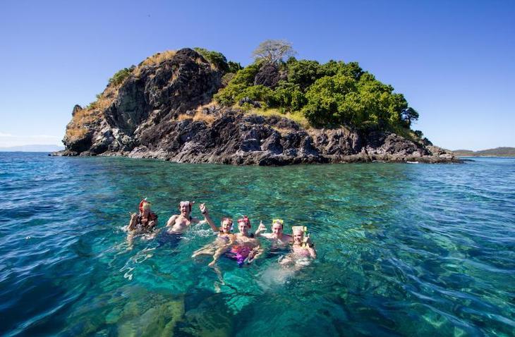 Wildlife, Marine Animal, Veterinary, & Conservation Volunteer Abroad - Rustic Pathways