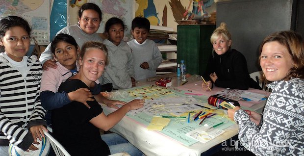 Best Teach Abroad and TEFL Programs - A Broader View