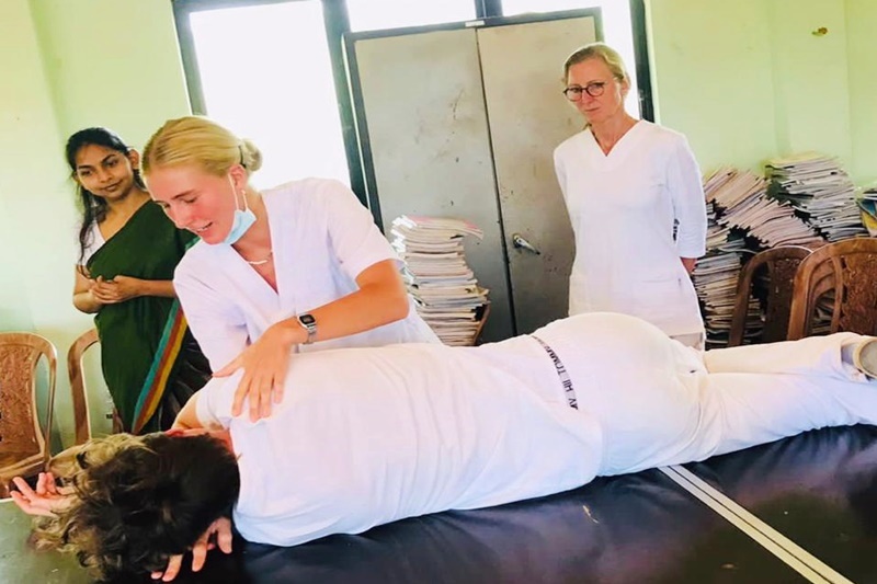 2603_sri_lanka_nursing__internship volunteering solutions volsol sri lanka VolunteerForever
