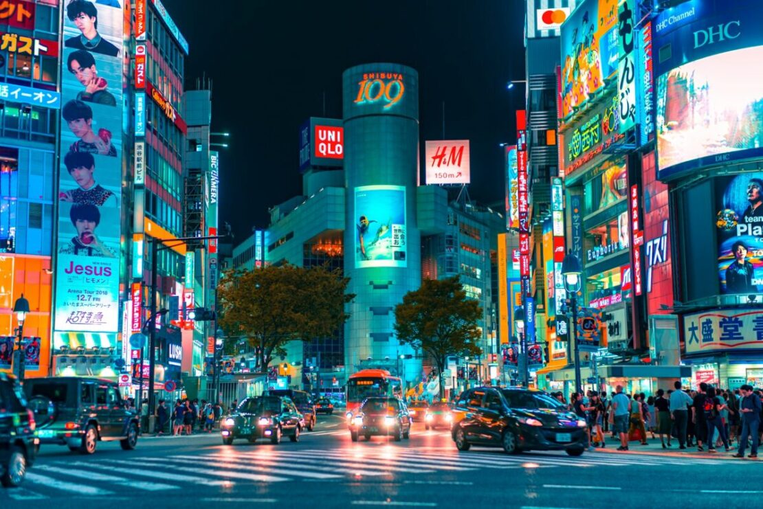 cheap ways to visit Japan